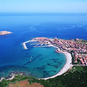 https://appartamenti-mare-blu-isola-rossa.in-sardinia.net