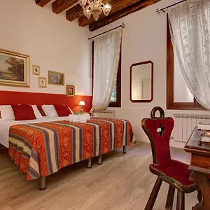 San Samuele , Veneza Itália