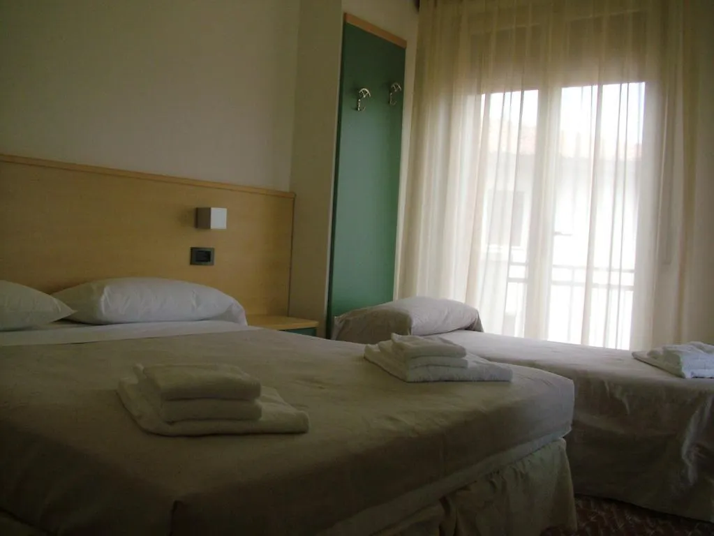 Hotel San Benedetto 페스키에라델가르다 이탈리아